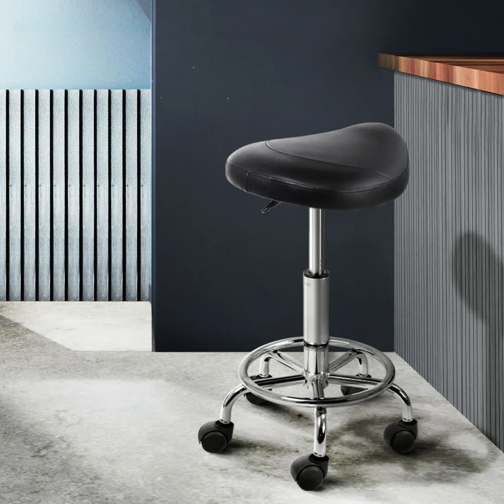SALON-B-ERG-BKX2-202504111608-06.webp