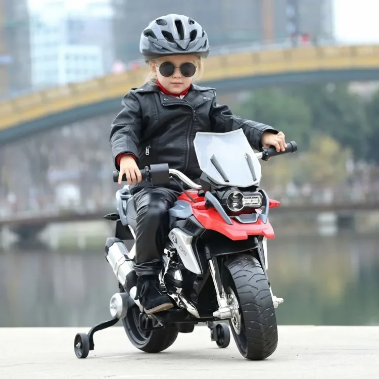 hun3205_12.webp