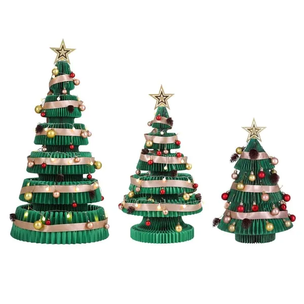 PAPER-XMAS-SET-FOREST-01-03.webp